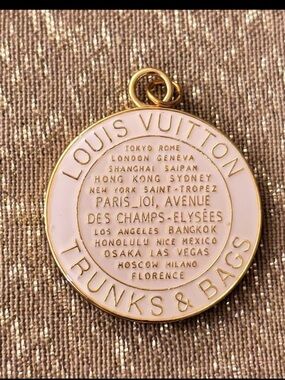 Louis Vuitton Light Pink and Gold Trunks  & Bags Pendant Charm New Without Tags